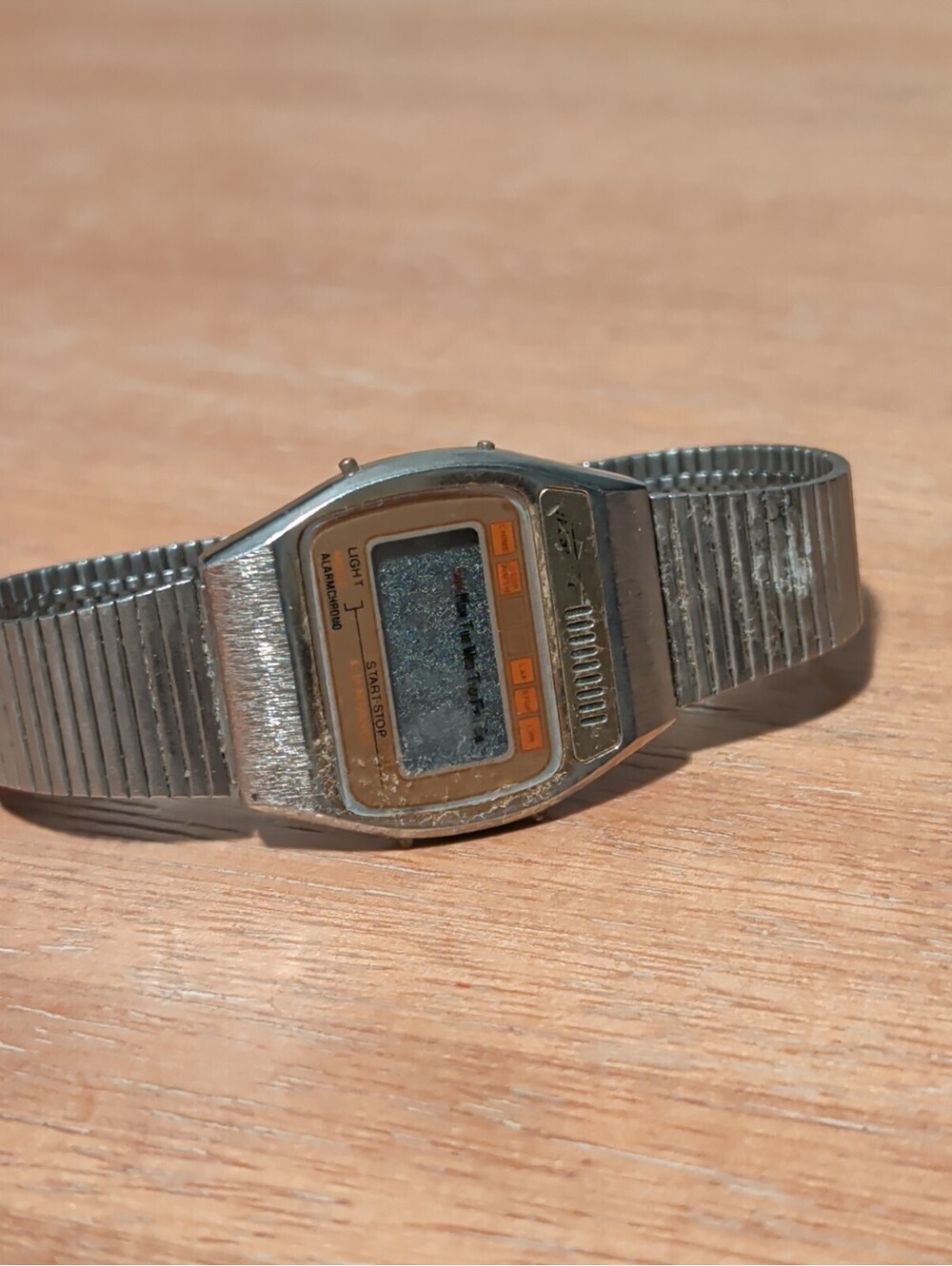 Vintage Gold Tone Nelsonic Alarm Chrono Date Watch For Parts Or Repair